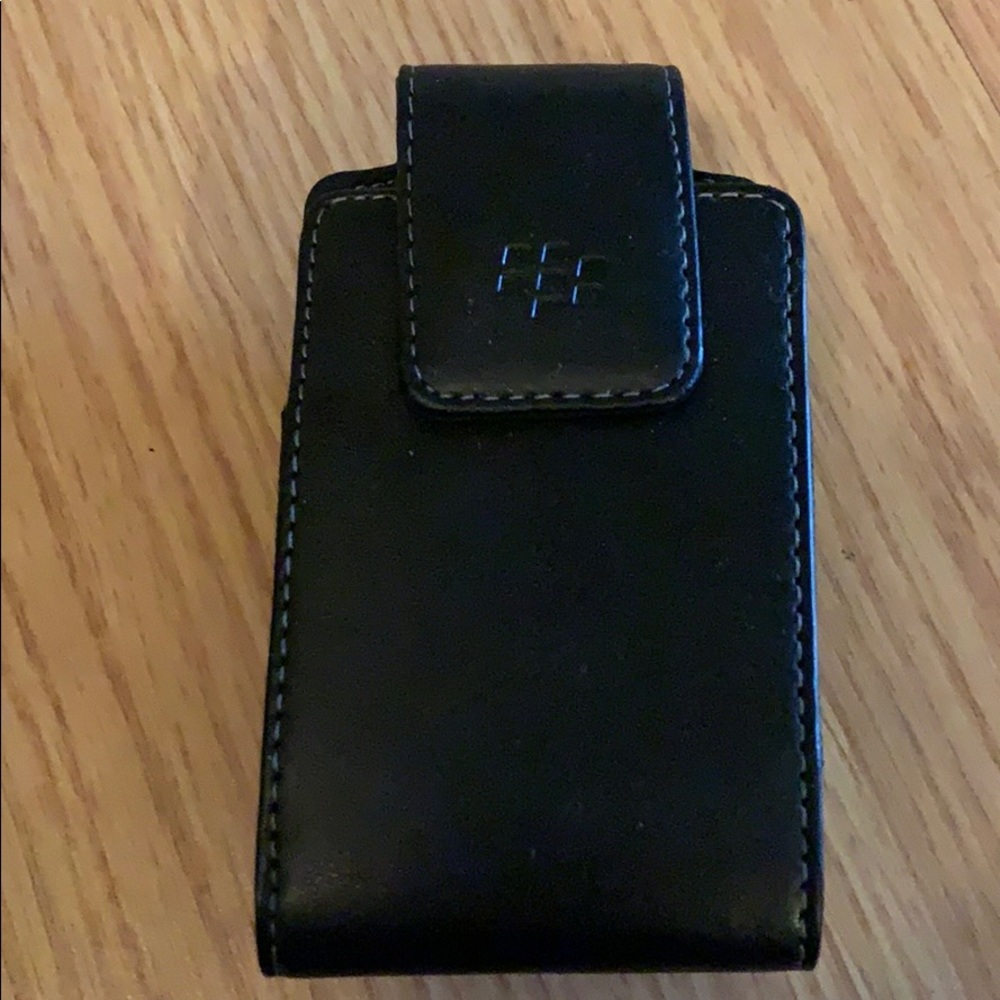 👙Blackberry Leather Clip Magnetic Belt Holster